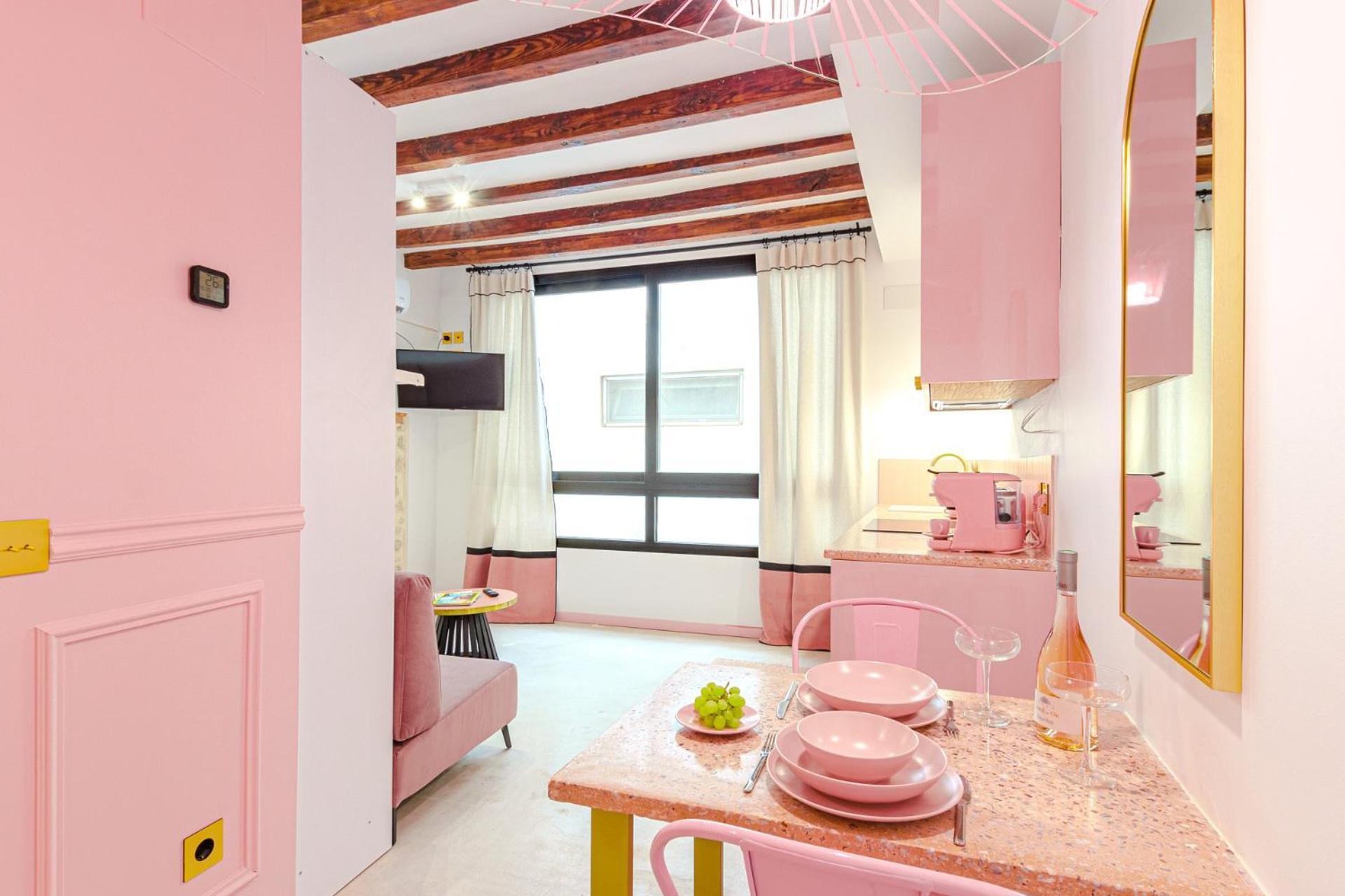 Glamorous Pink Studio In City Center Alicante Extérieur photo