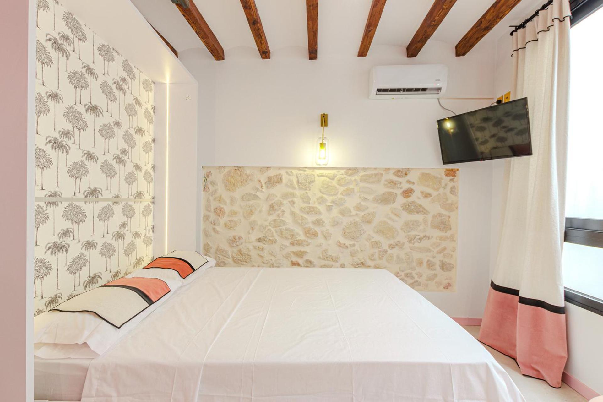 Glamorous Pink Studio In City Center Alicante Extérieur photo